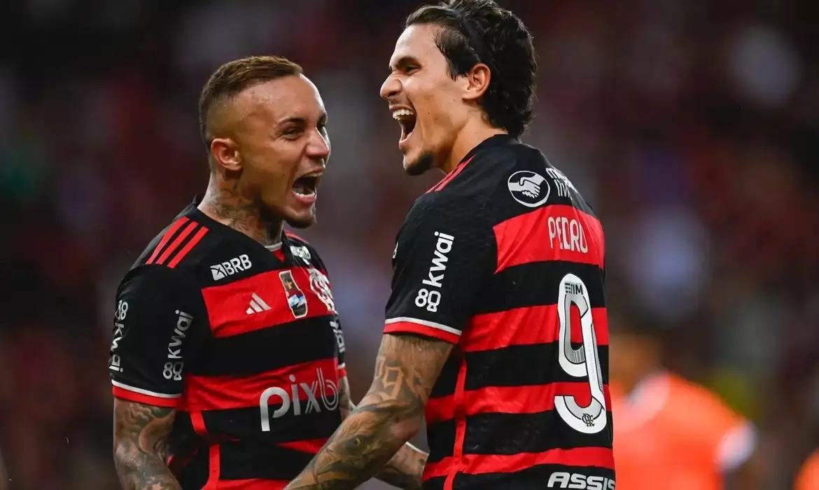 Flamengo encaminha título do Carioca, com 3 a 0 sobre Nova Iguaçu